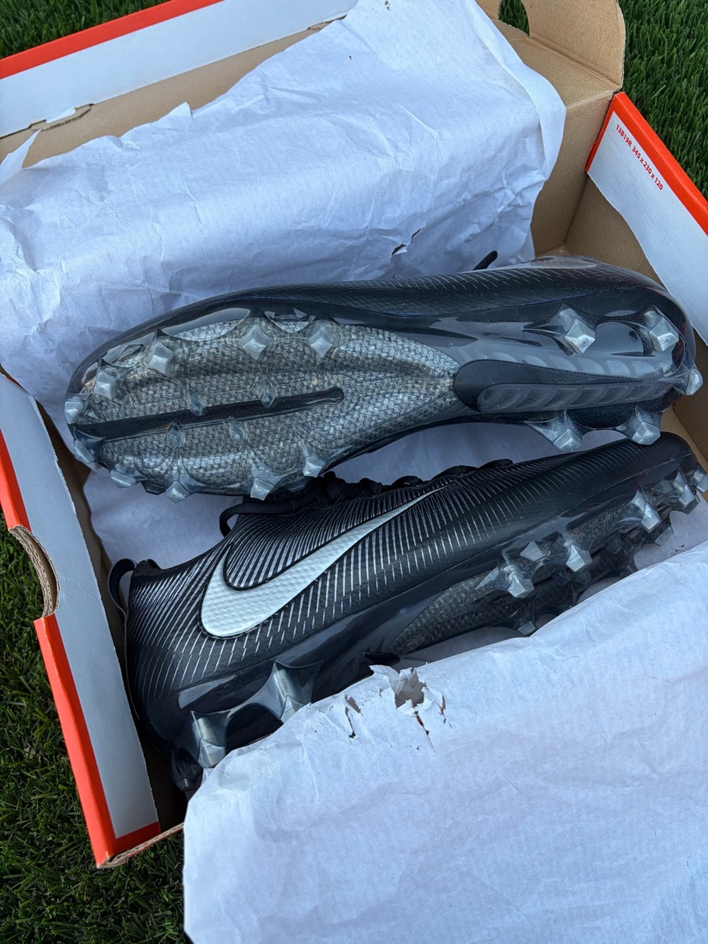 NEW NIKE VAPOR UNTOUCHABLE PRO FOOTBALL CLEATS